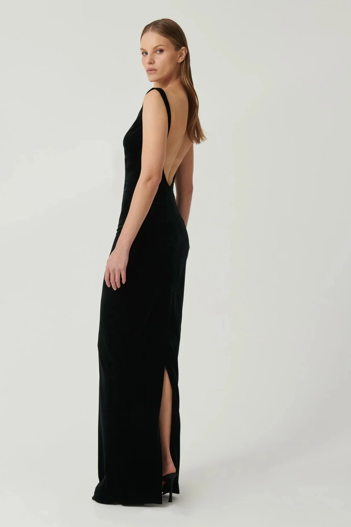 Effie Kats Verona Gown - Black Velvet - Image 6