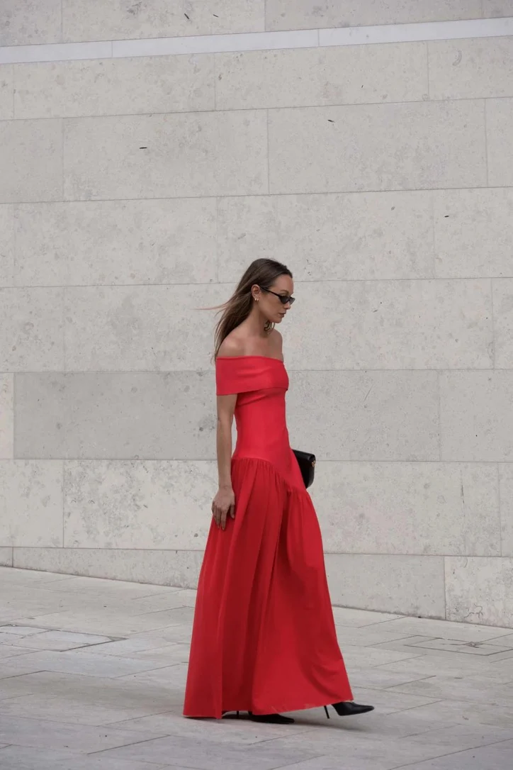 Elliatt Jesselle Asymmetrical Gown - Coral - Image 3