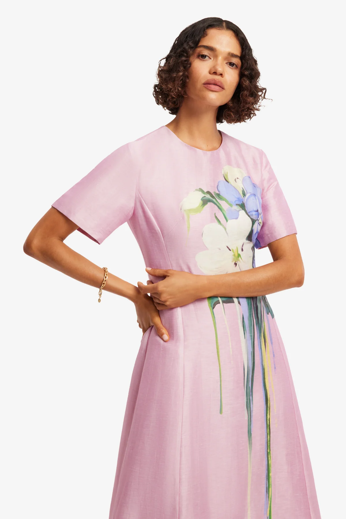 Leo Lin Caroline Short Sleeve Midi Dress - Bouquet Print in Pastel Pink - Image 5