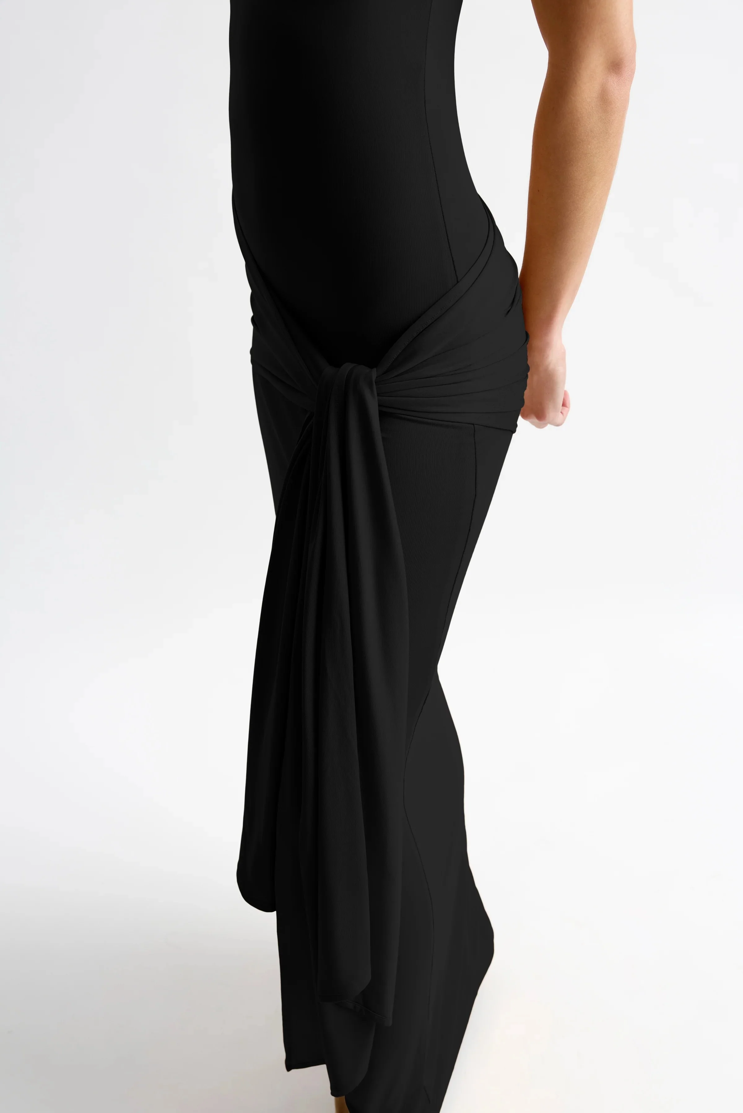 Lexi Thierry Dress - Black - Image 5