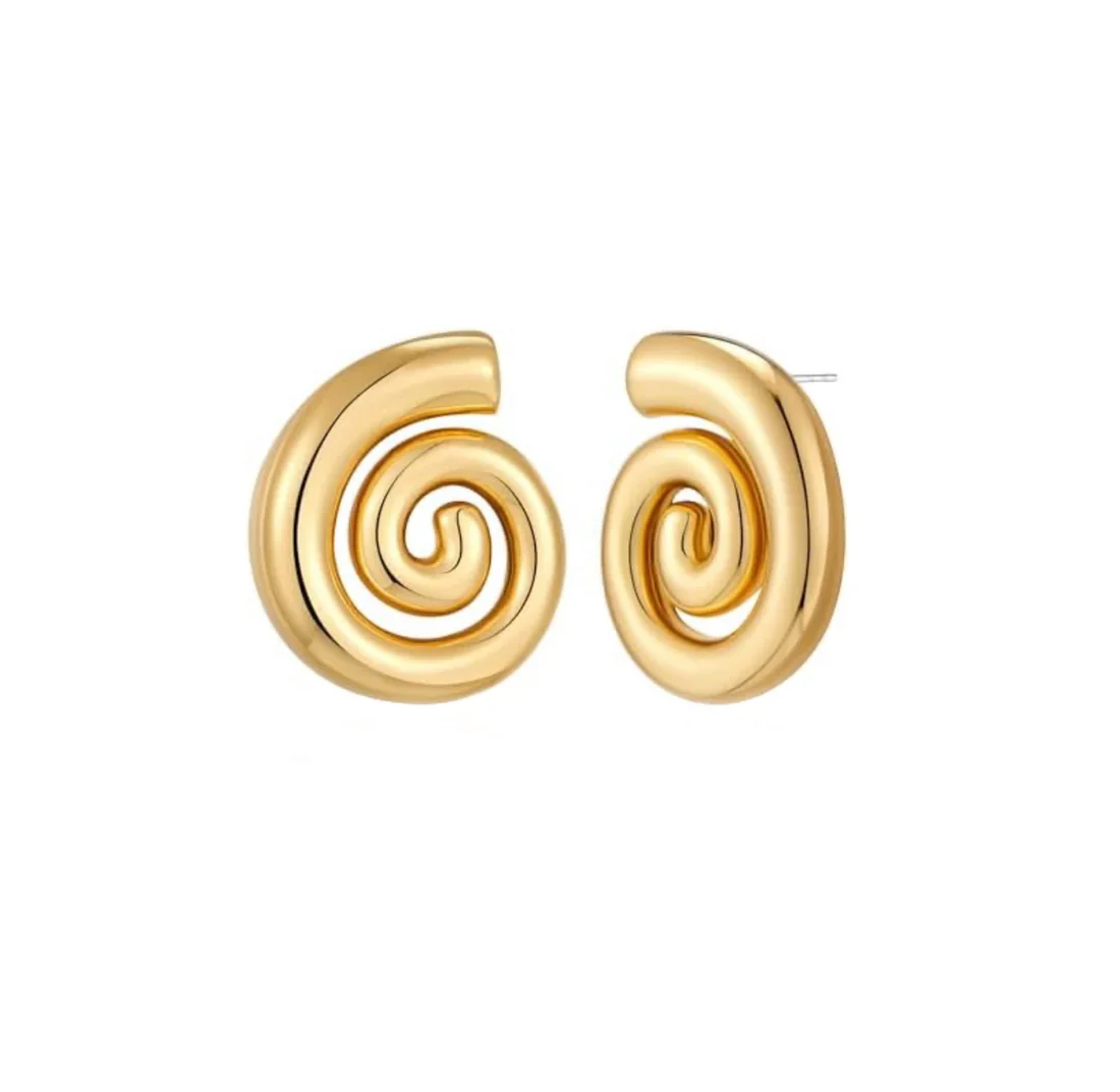 Love Her Adriana Earrings - Gold