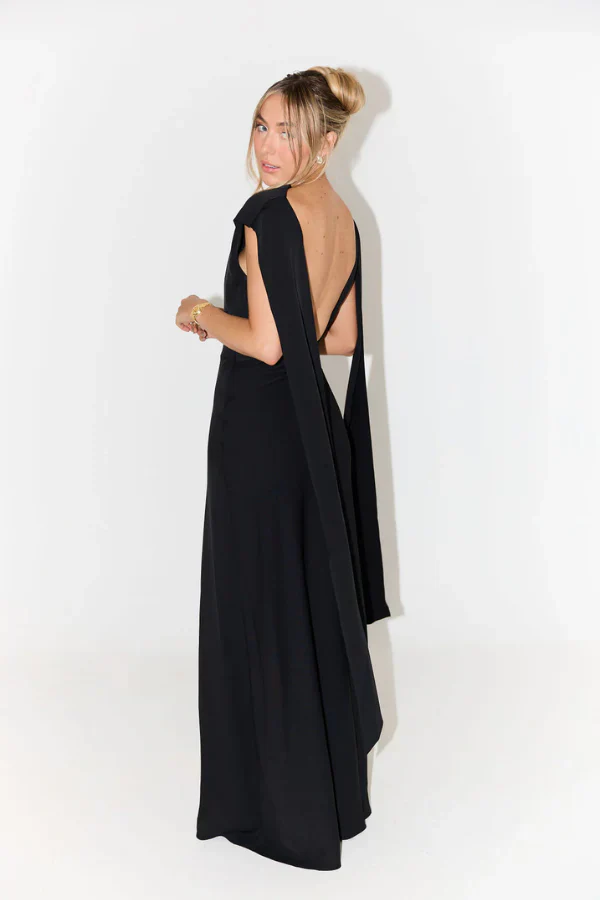 Odd Muse The Ultimate Muse Drape Back Maxi Dress - Black - Image 2