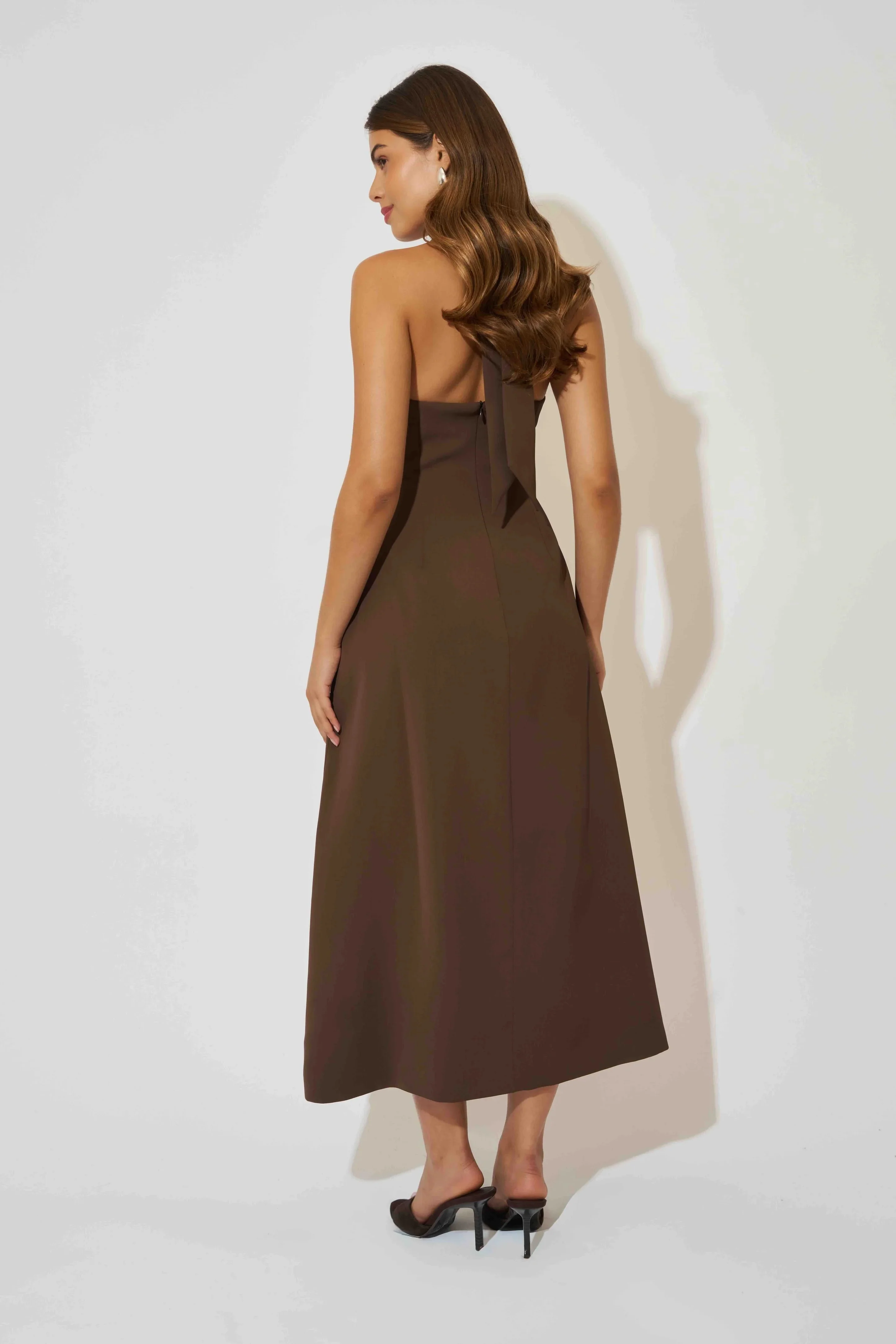 Odd Muse The Ultimate Muse Volume Skirt Midi Dress - Brown - Image 4
