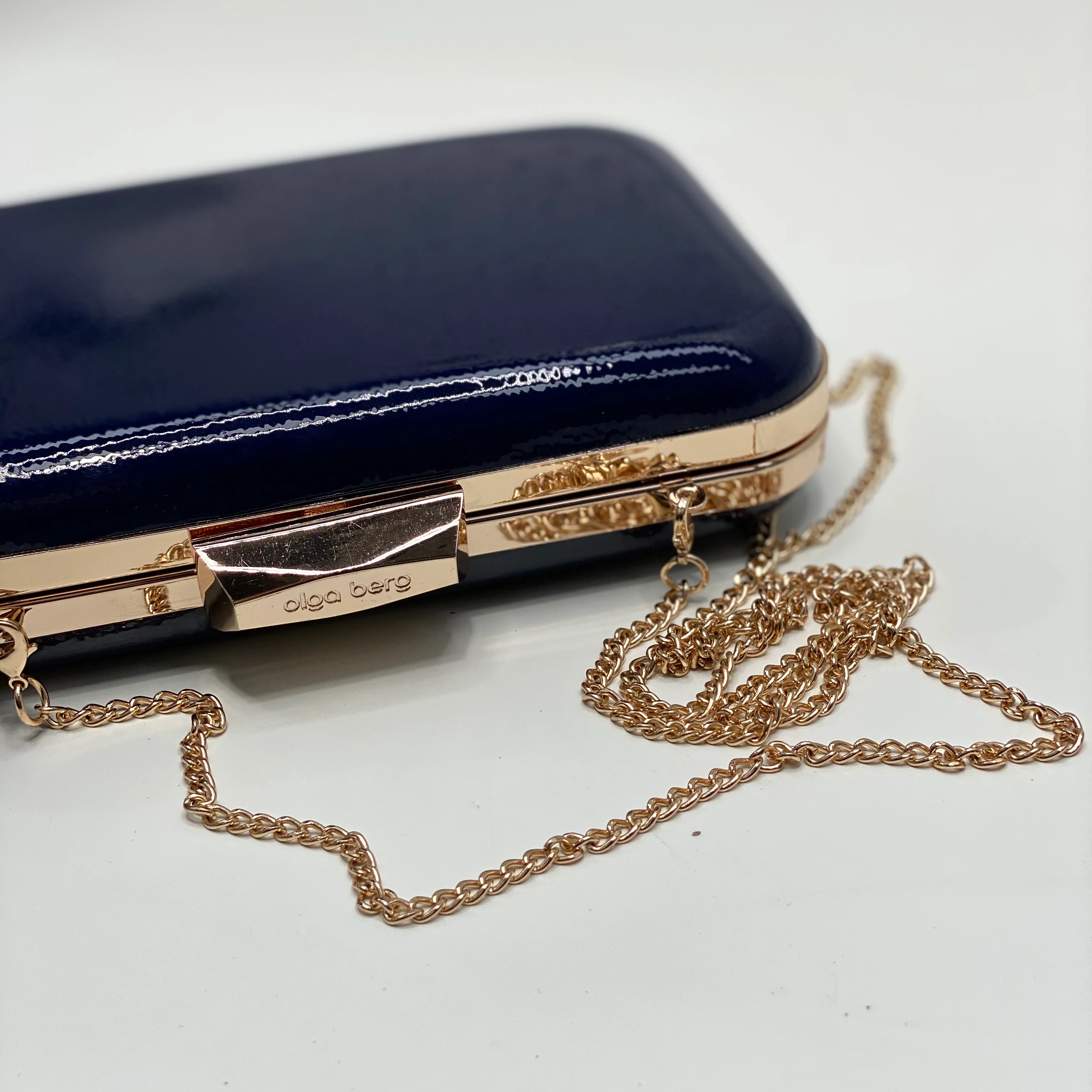 Olga Berg Pippa Crinkle Patent Pod - Navy - Image 6