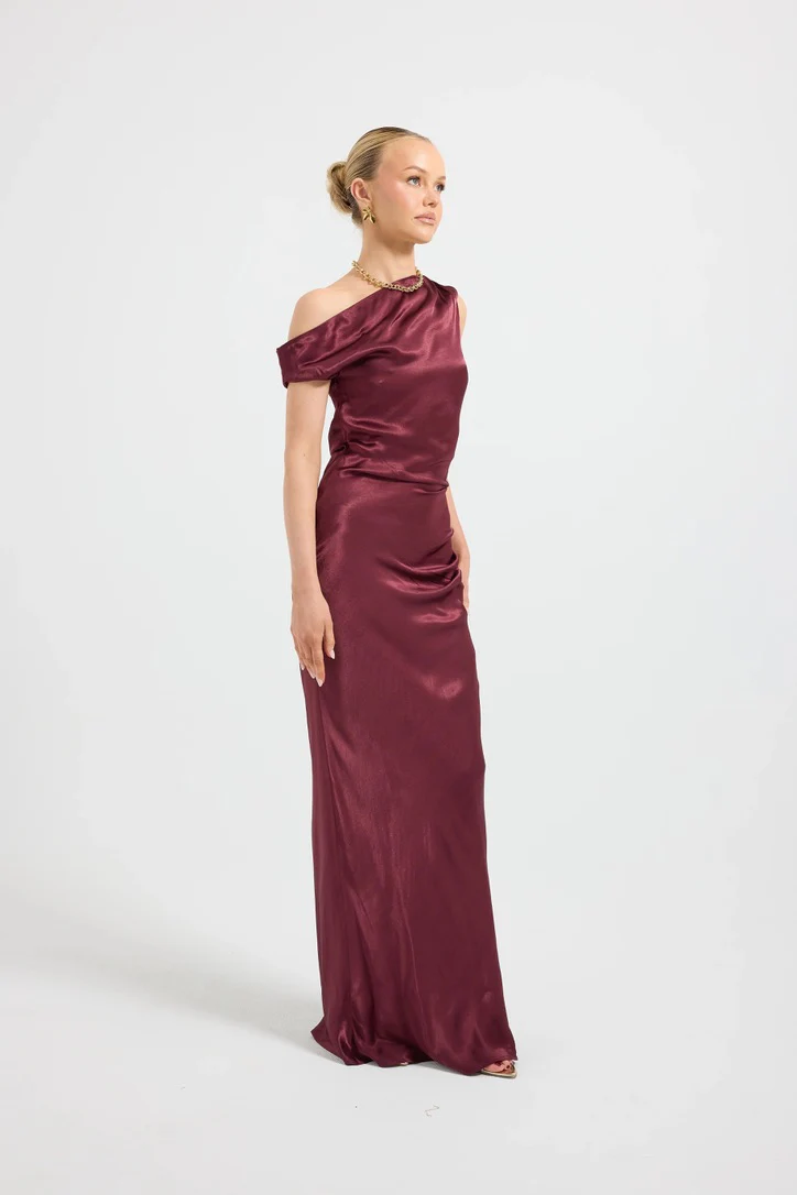 Pasduchas Quin Shoulder Maxi Dress - Cherries Jubilee - Image 2